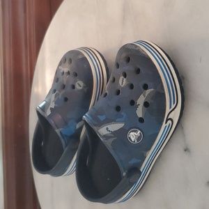 Croc Shark shoes - Toddler Soze 9